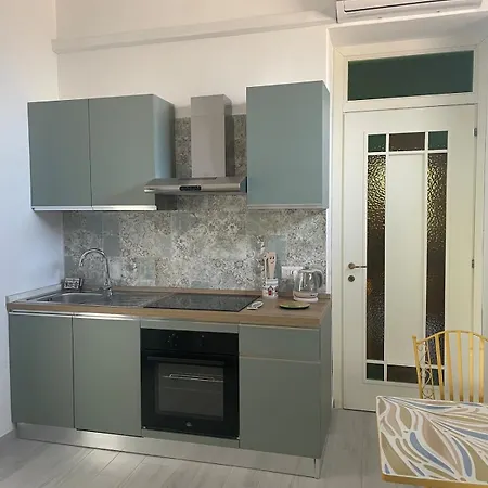 La Maison A La *